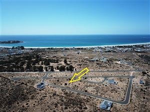 300 m² Land available in Britannia Bay
