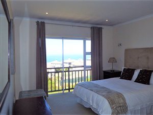 3 Bed Townhouse in Pinnacle Point Golf Estate