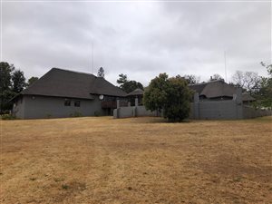2.2 ha Smallholding in Protea Ridge