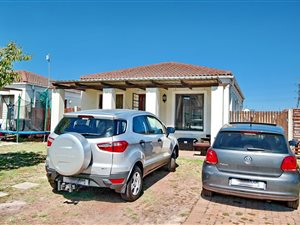 3 Bed House in Highbury