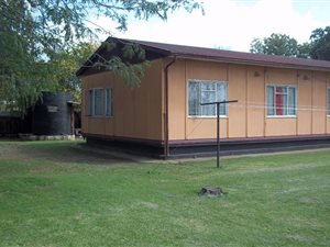 3 Bed House in Leeuhof