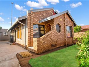 2 Bed House in Pimville