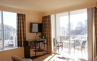 2 Bedroom Apartment in City Bowl