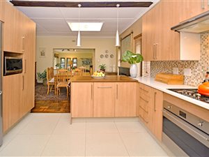 3 Bed House in Berario