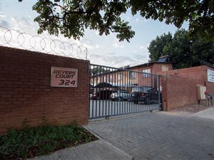 2 Bed Apartment in Pretoria North