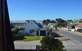 1 Bedroom Apartment in Saldanha