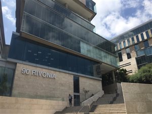 422 m² Office Space in Sandhurst