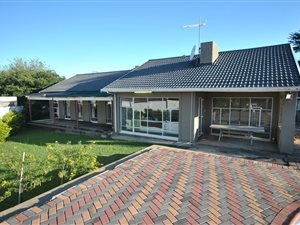 4 Bed House in Amiel Park