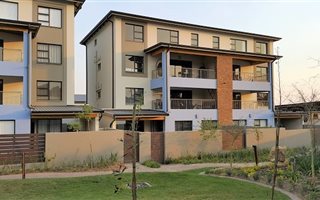 2 Bedroom Apartment in Carlswald Estate