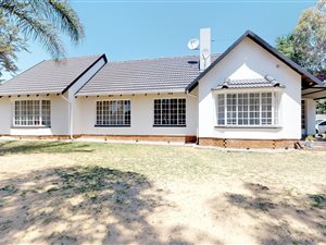 3 Bed House in Bloubosrand