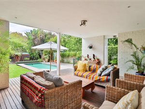4 Bed House in Constantia