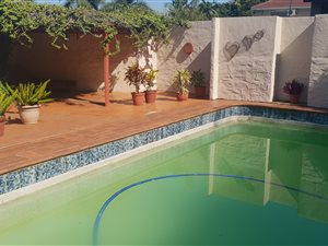 5 Bed House in Panorama
