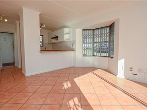2 Bed Apartment in West Beach