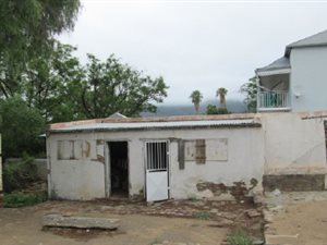 3 Bed House in Graaff Reinet