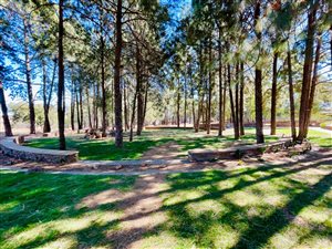 728 m² Land available in Eikenhof