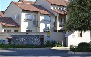 2 Bedroom Townhouse in Glen Marais
