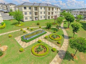 2 Bed Apartment in Maroeladal
