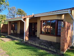 2 Bed Townhouse in Umtentweni