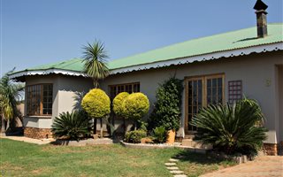 3 Bedroom Townhouse in Visagie Park