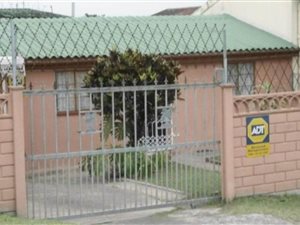 2 Bed House in Chatsworth Central