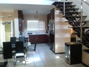 3 Bed Apartment in Sunninghill