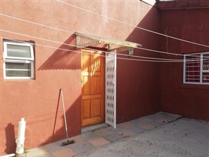 1 Bed House in Grassy Park