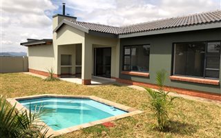 3 Bedroom House in Waterkloof