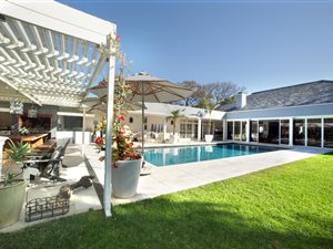 5 Bed House in Constantia Upper