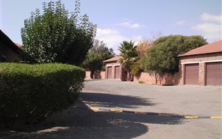 3 Bedroom Townhouse in Radiokop