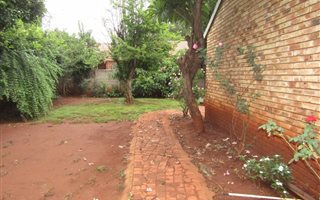 2 Bedroom House in Hesteapark