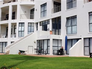 2 Bed Duplex in Santos Bay