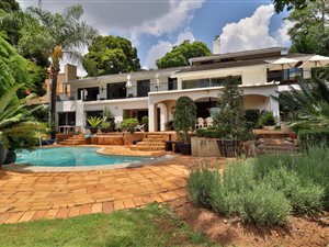 4 Bed House in Groenkloof