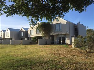 3 Bed Duplex in Paarl