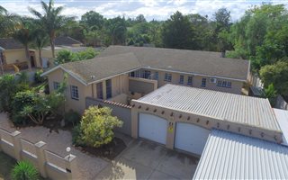 4 Bedroom House in Vanes Estate