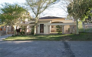 3 Bedroom House in Boesmansriviermond