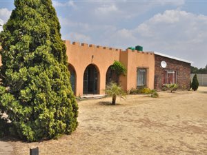 2.2 ha Farm in Meyerton