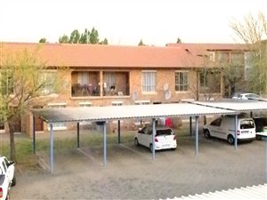 1 Bed Apartment in Hazeldean (Silverlakes Surroundings)