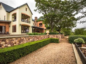 5 Bed Townhouse in Alverstone