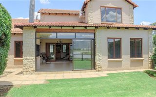 3 Bedroom House in The Coves
