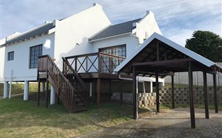 2 Bedroom House in Great Brak River
