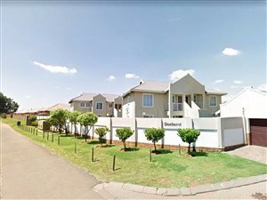 2 Bed Townhouse in Pomona
