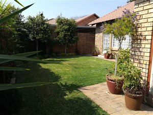 3 Bed Townhouse in Sinoville