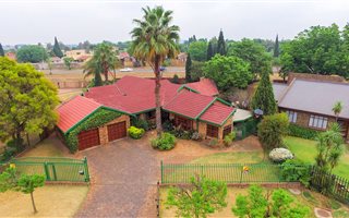 3 Bedroom House in Zwartkop