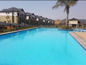 3 Bed Flat in Waterfall Estate