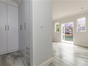 3 Bed Duplex in Bryanston