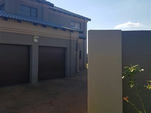 5 Bed House in Raslouw Glen