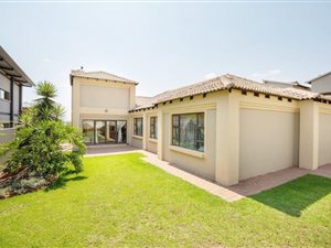 3 Bedroom House in Midlands Estate