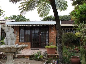 2 Bed Townhouse in Meadow Brook