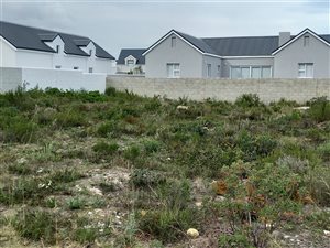 755 m² Land available in Westcliff