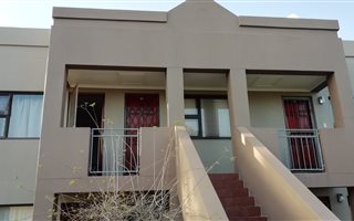 1 Bedroom Apartment in Oakglen
